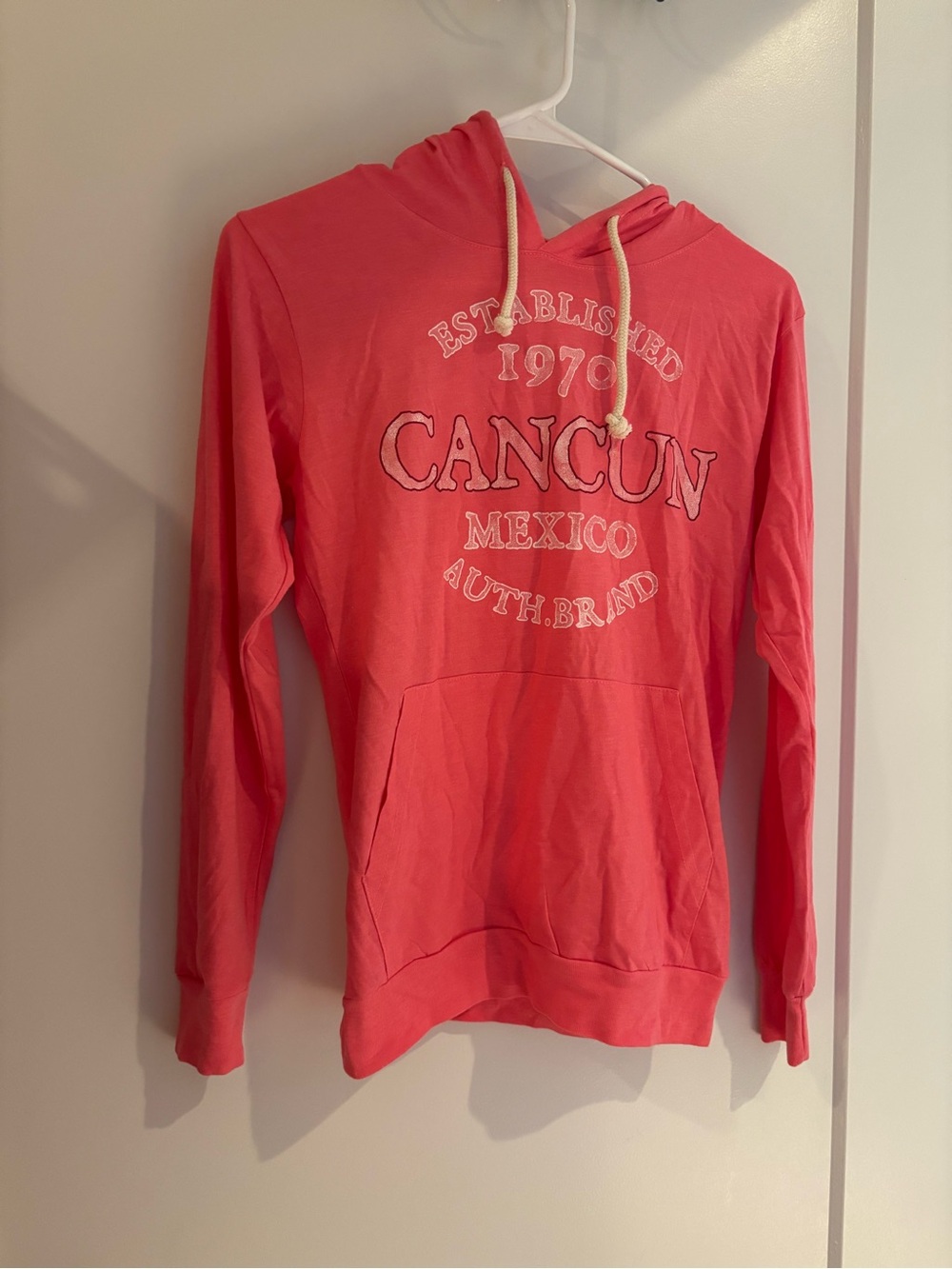 Cancun Graphic Coral Pink Hooded Sweater